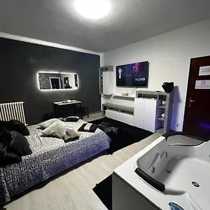 noemis-apartment.barihotels.org/